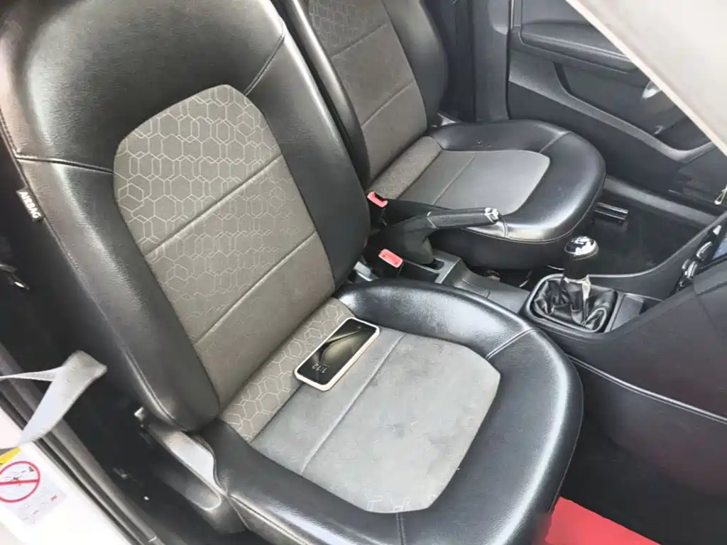 Volkswagen Santana — миниатюра 25