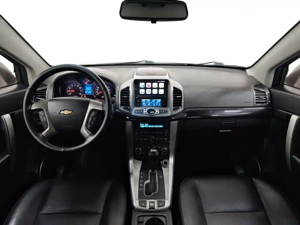 Chevrolet Captiva — миниатюра 5
