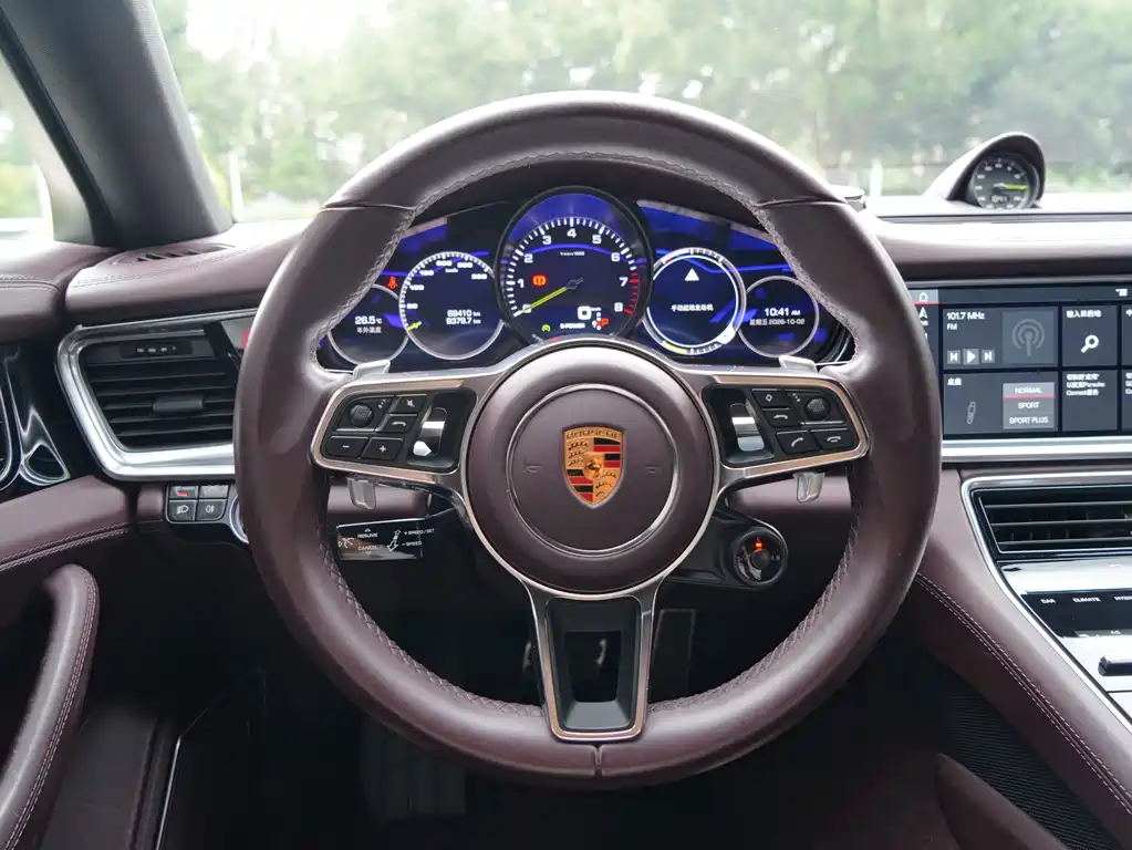 Porsche Panamera Hybrid — миниатюра 6