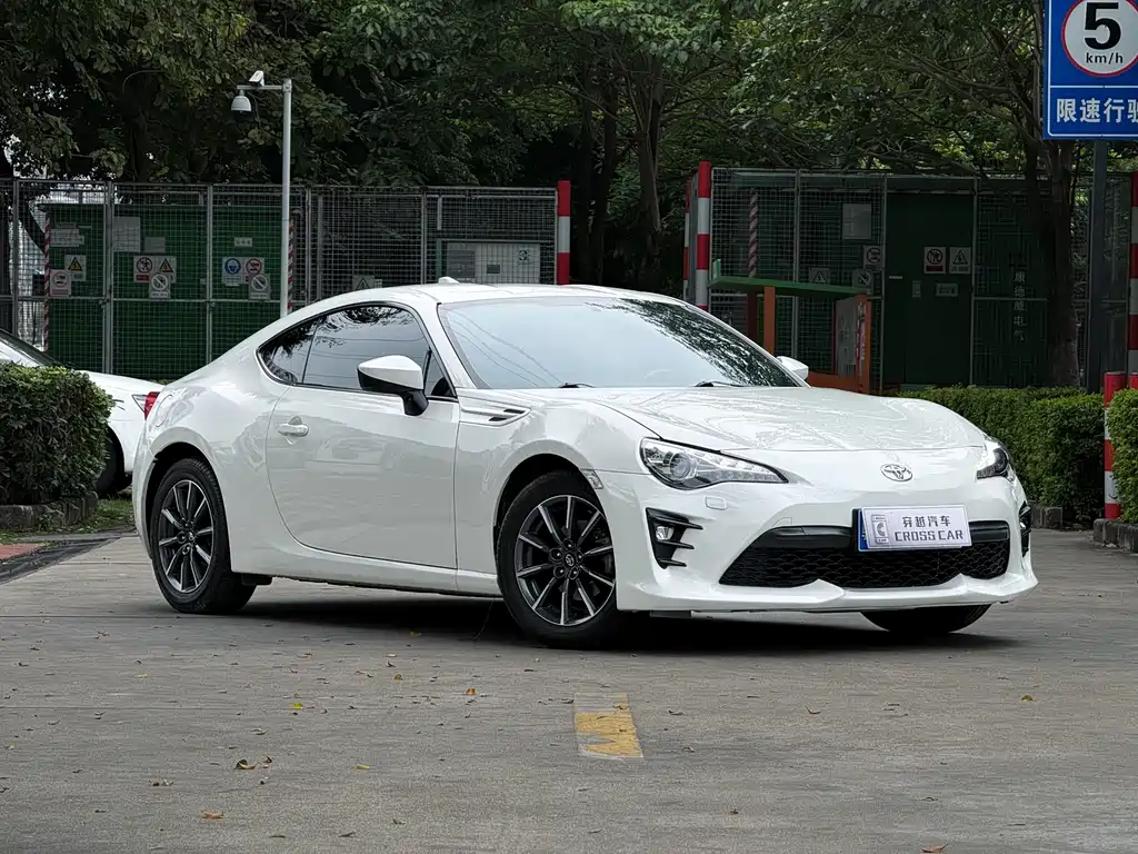 Toyota 86 2019 2.0L AT Luxury