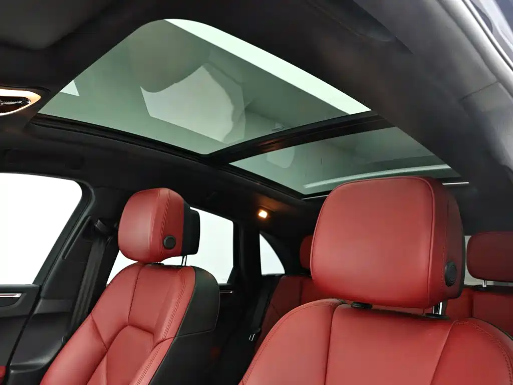 Porsche Macan — миниатюра 11
