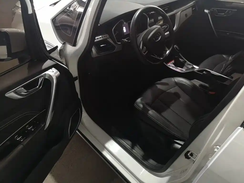 Geely Vision X3 — миниатюра 16