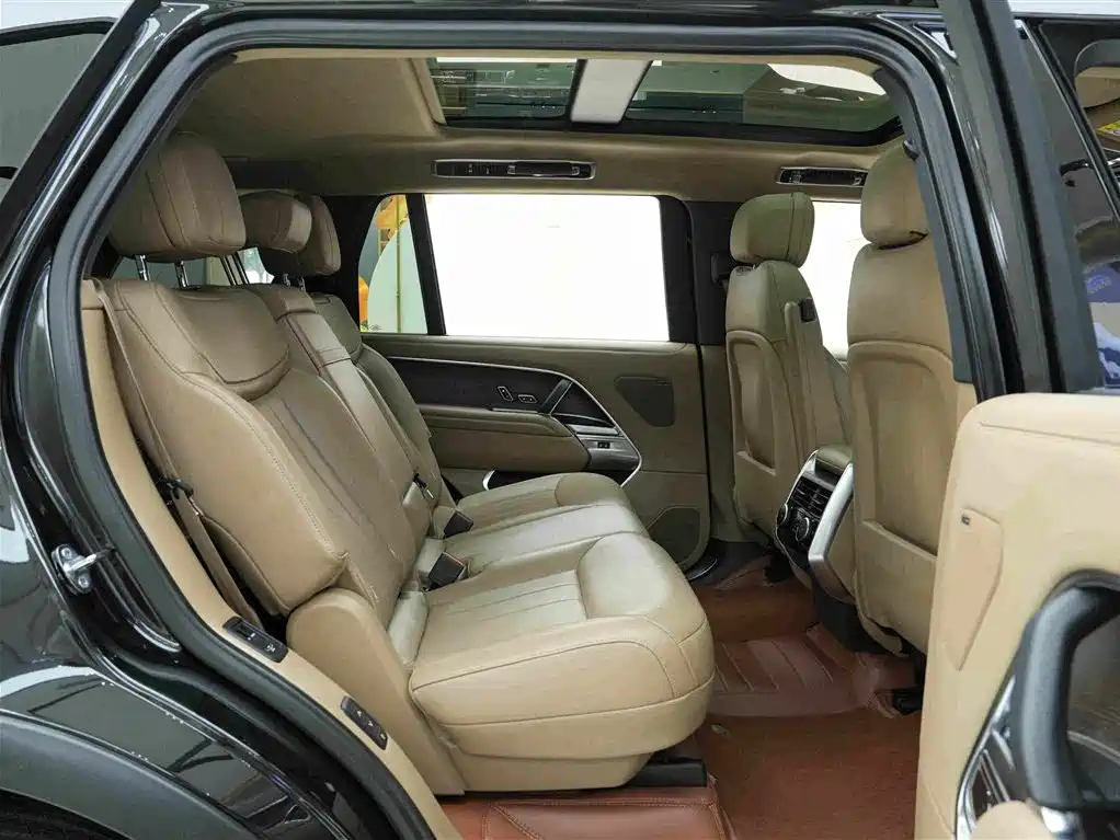 Land Rover Range Rover — миниатюра 13