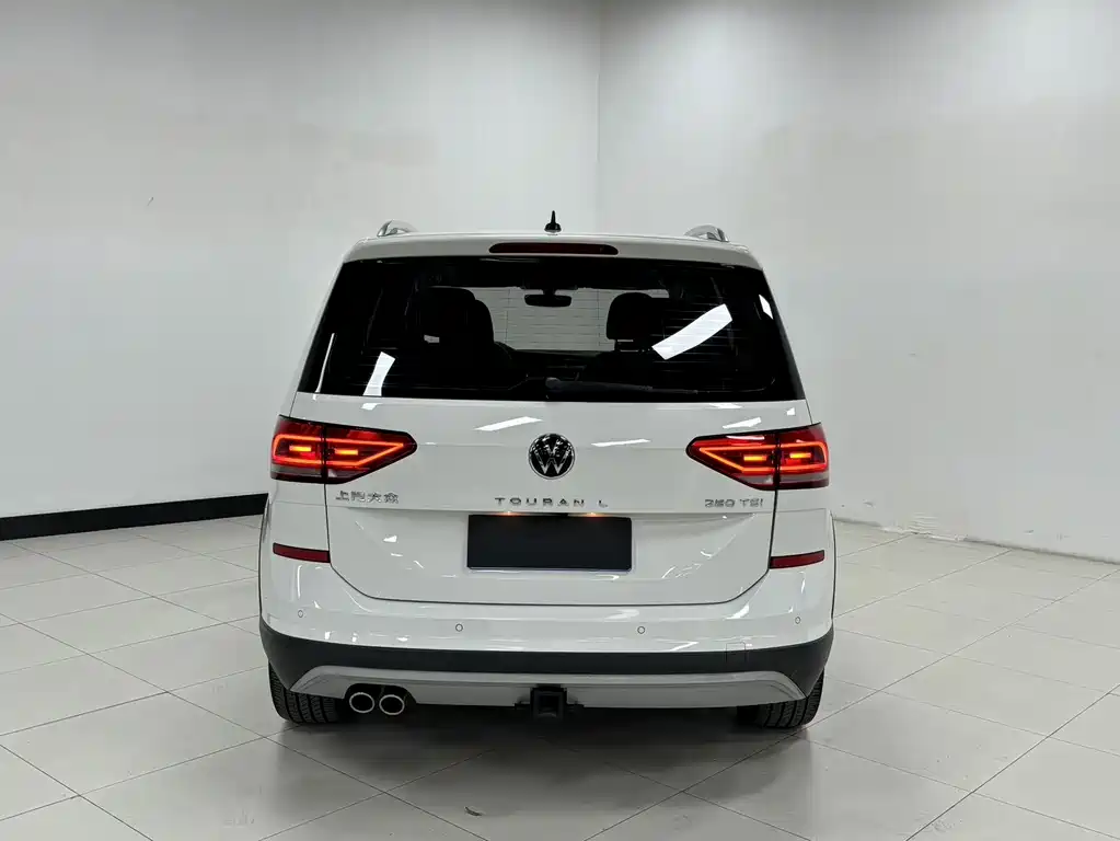 Volkswagen Touran — миниатюра 5