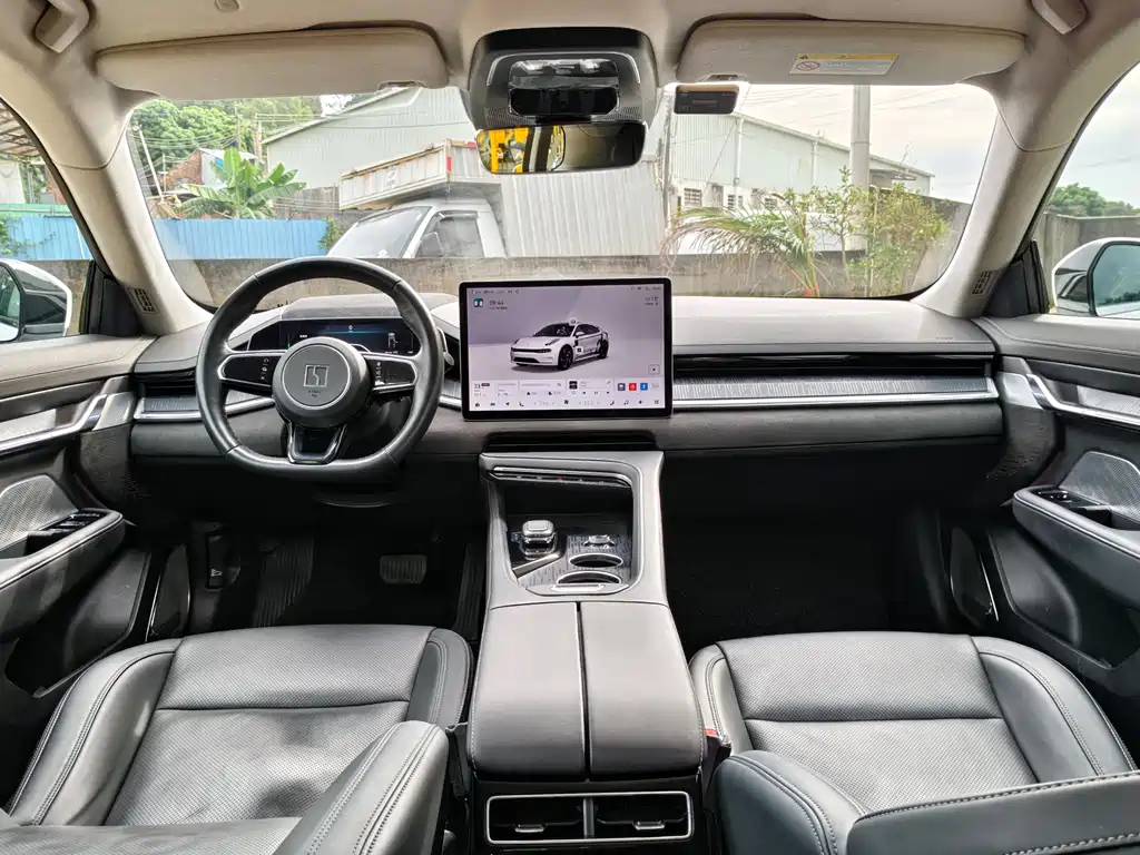 ZEEKR EXTREME KRYPTON 001