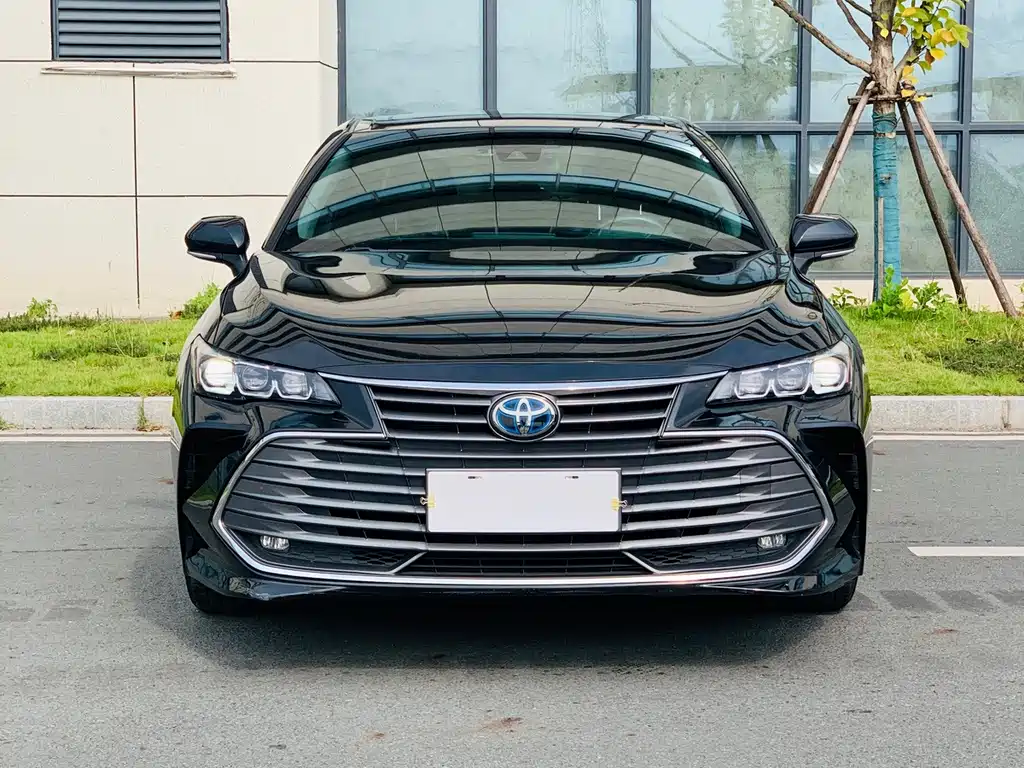 Toyota Avalon — миниатюра 2