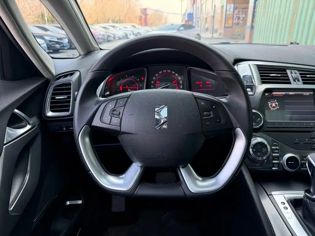 DS DS 5 — миниатюра 5