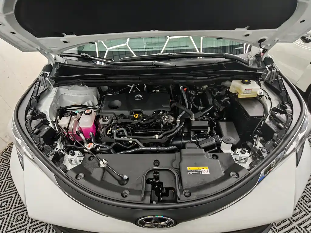 Toyota Sienna — миниатюра 10