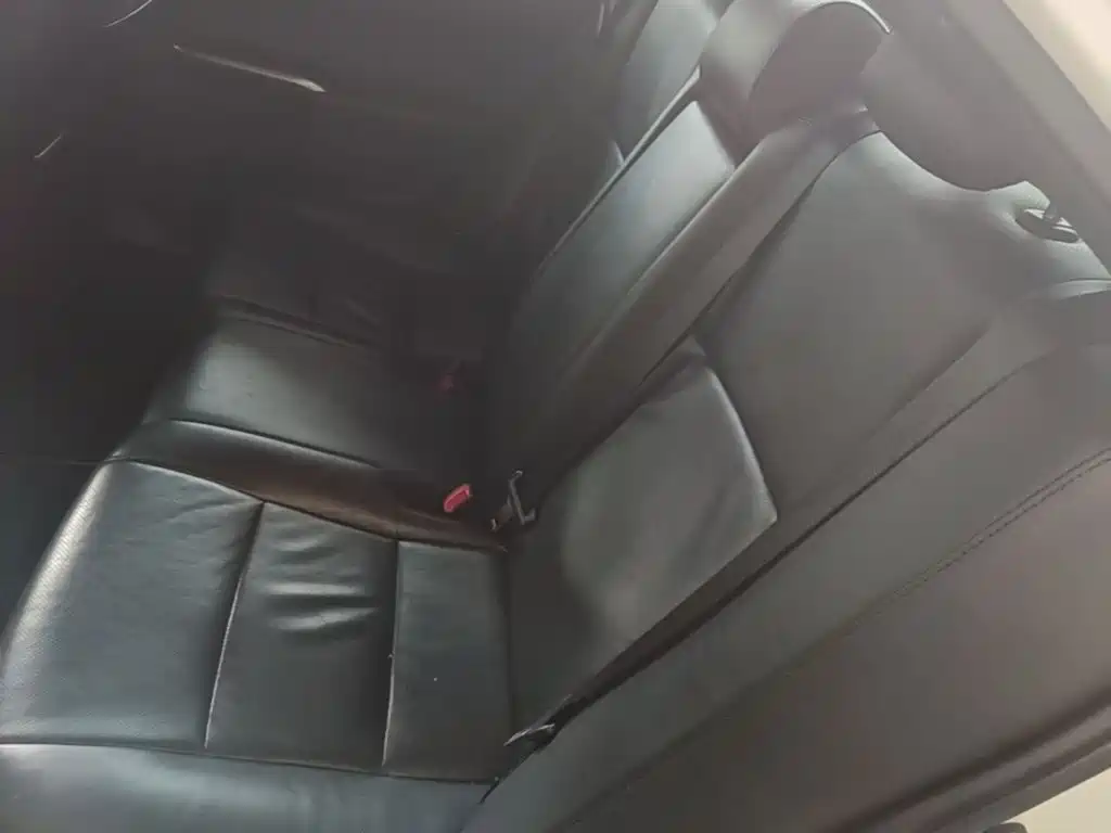 Toyota Camry — миниатюра 17