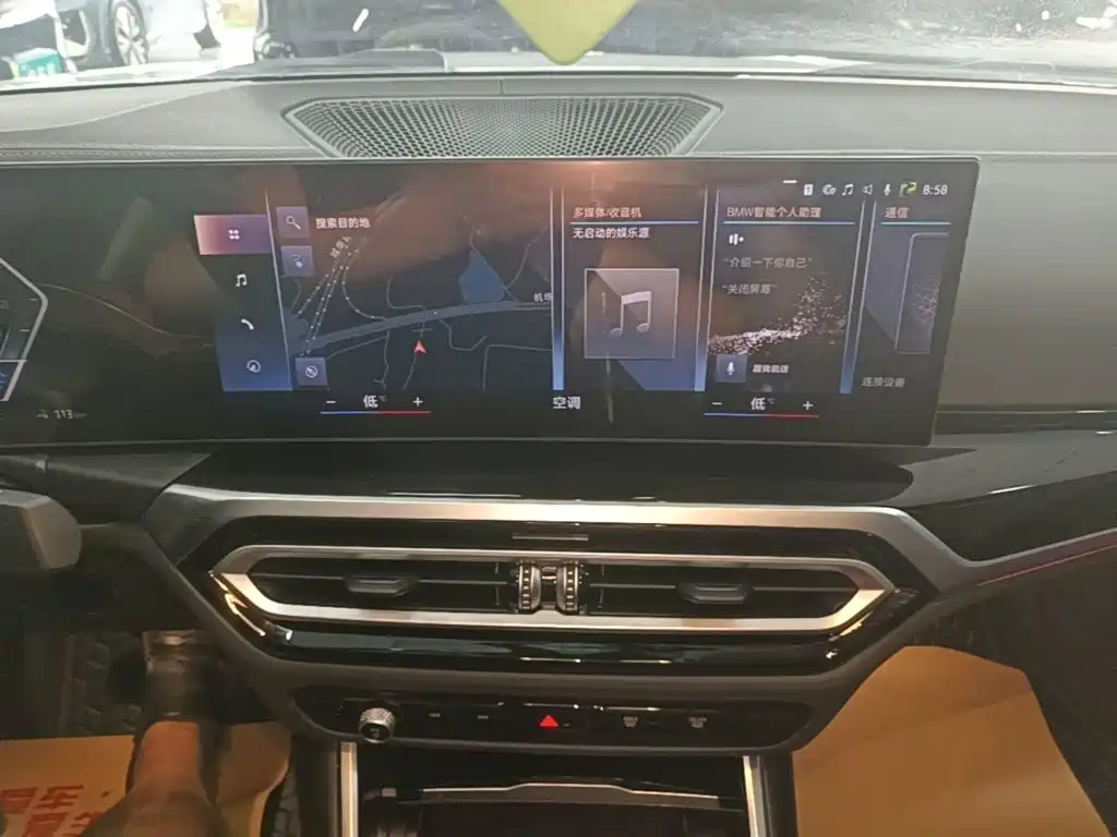 BMW i3 — миниатюра 13
