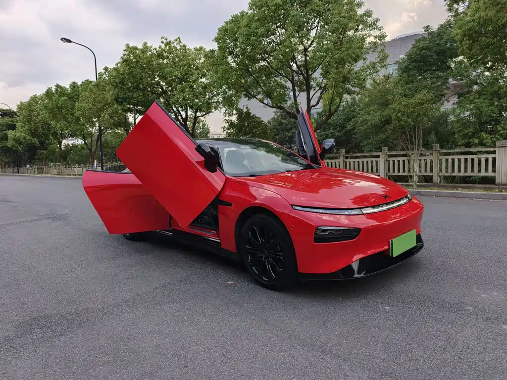 XPeng P7 — миниатюра 3