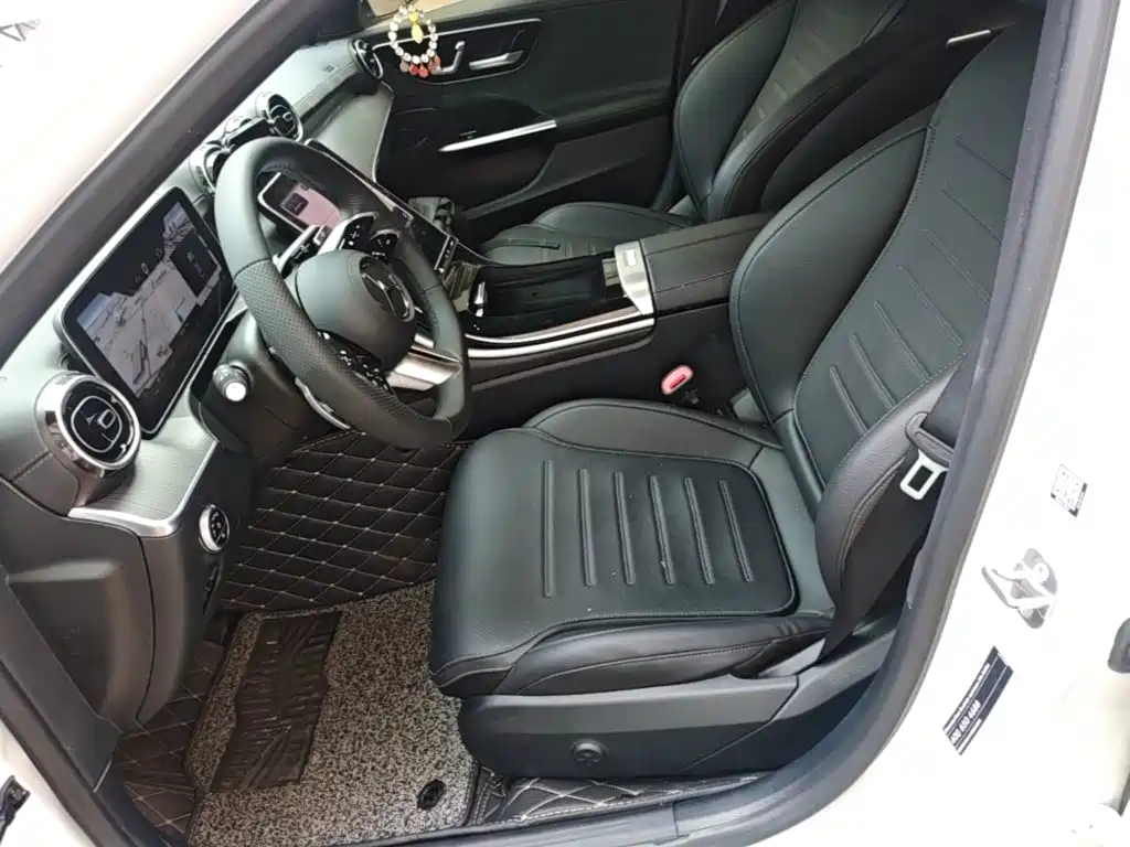 Mercedes-Benz C-Class — миниатюра 15