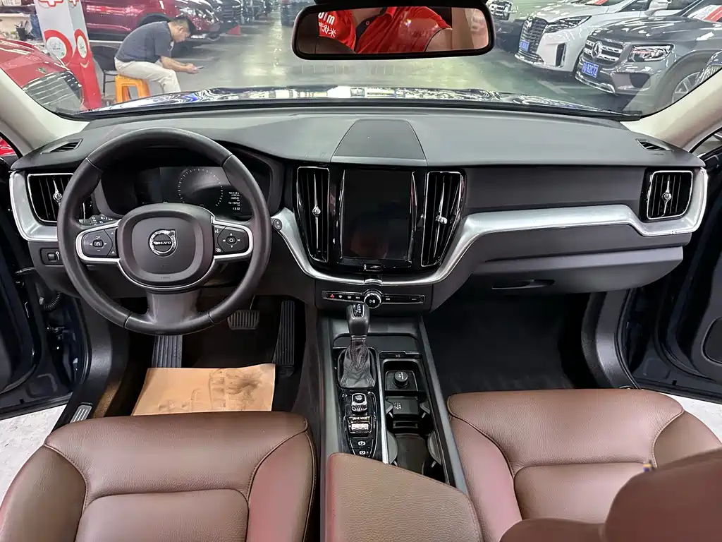 Volvo XC60 — миниатюра 12