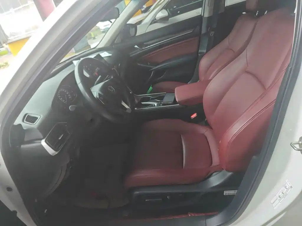 Honda Accord — миниатюра 15