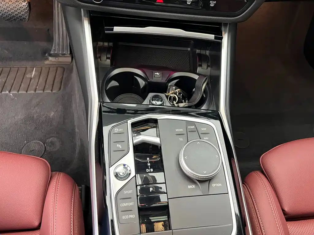 BMW i3 — миниатюра 11