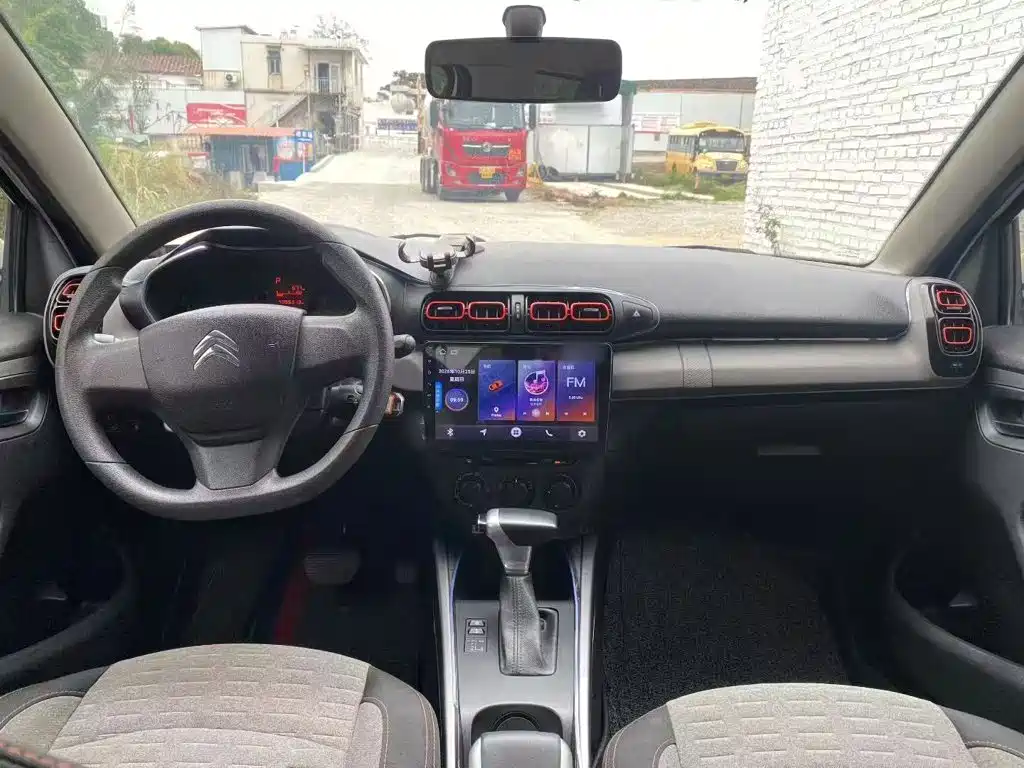 Citroen C3-XR — миниатюра 10