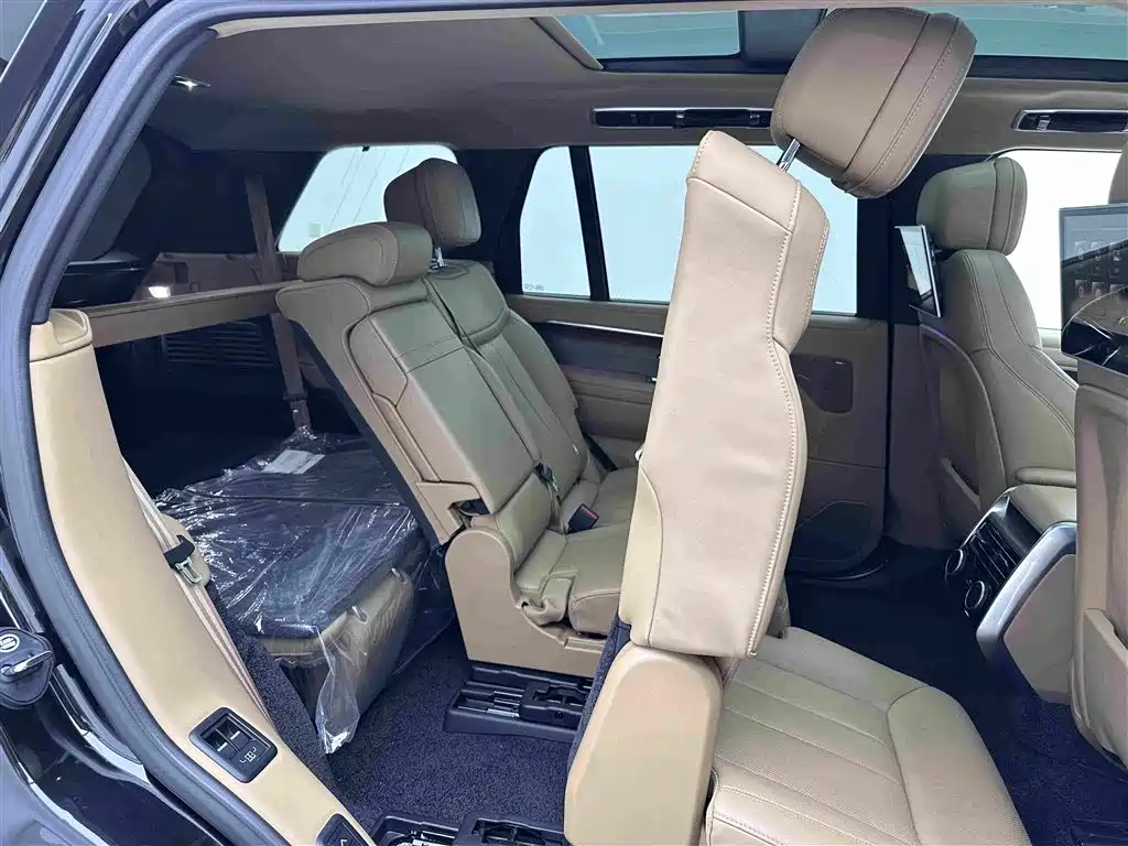 Land Rover Range Rover — миниатюра 19
