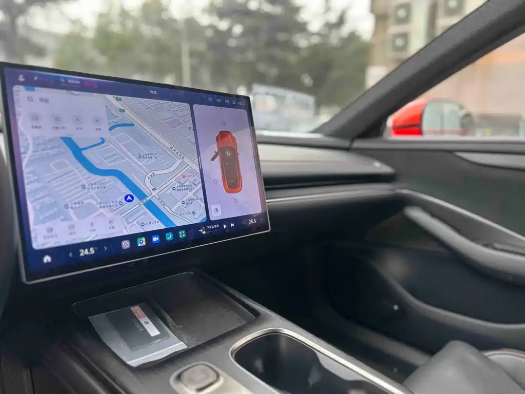 XIAOMI CAR XIAOMI SU7