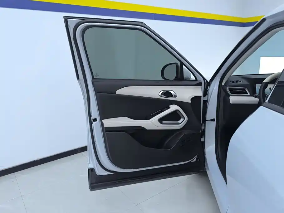 BYD Yuan UP — миниатюра 7