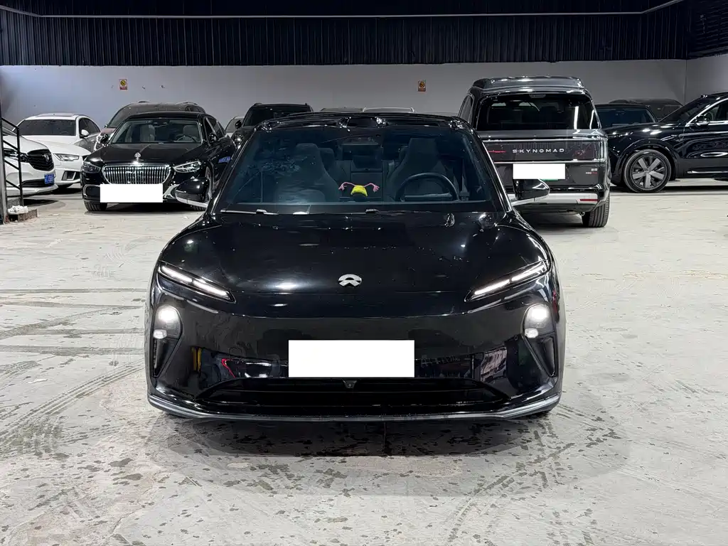 NIO ET5T — миниатюра 2
