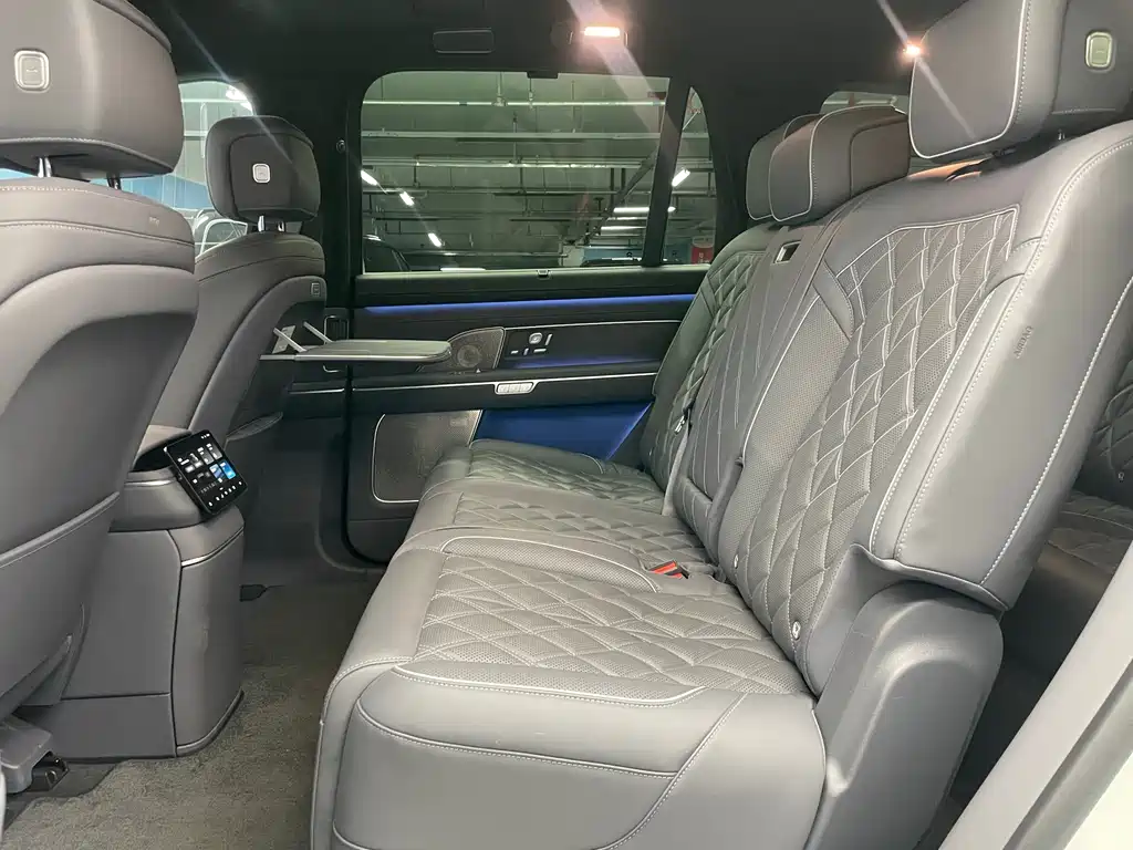 NIO ES8 — миниатюра 13