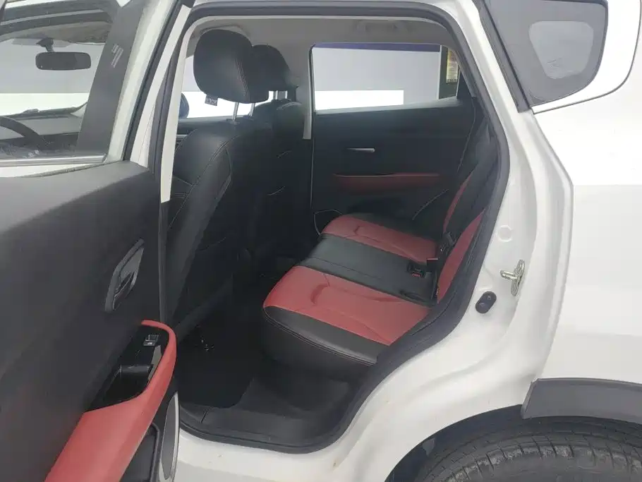 Haval H2s — миниатюра 11