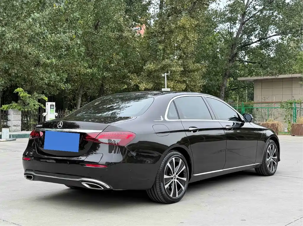 Mercedes-Benz E-Class New Energy — миниатюра 6
