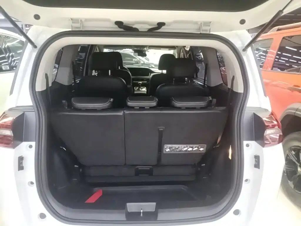 GAC Motor Trumpchi M6 — миниатюра 19
