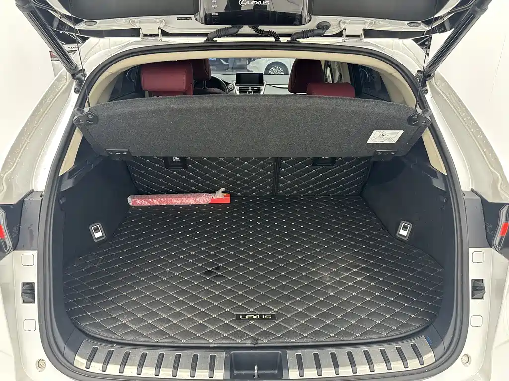Lexus NX — фотографии объявления, Фото 18