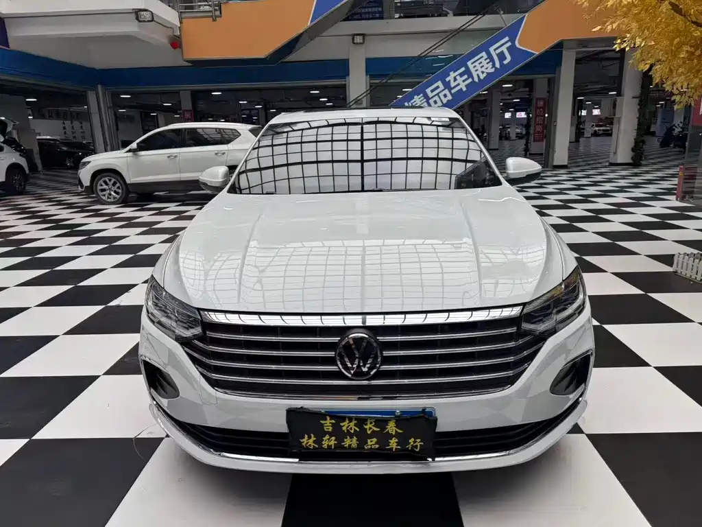 Volkswagen Lavida — миниатюра 3