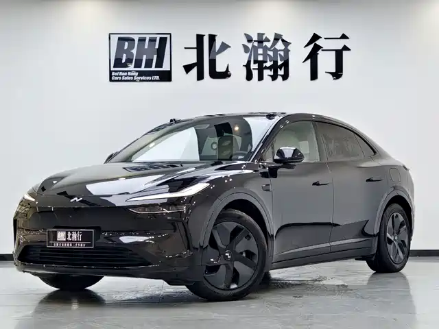 2025 Nio L60