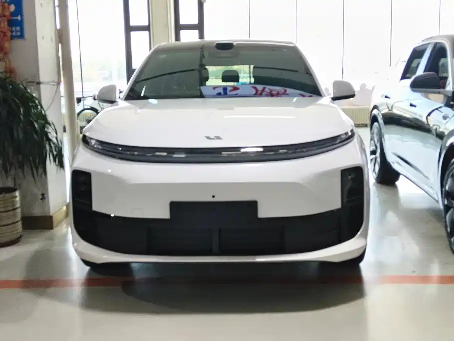 Li Auto Li L6 — миниатюра 2