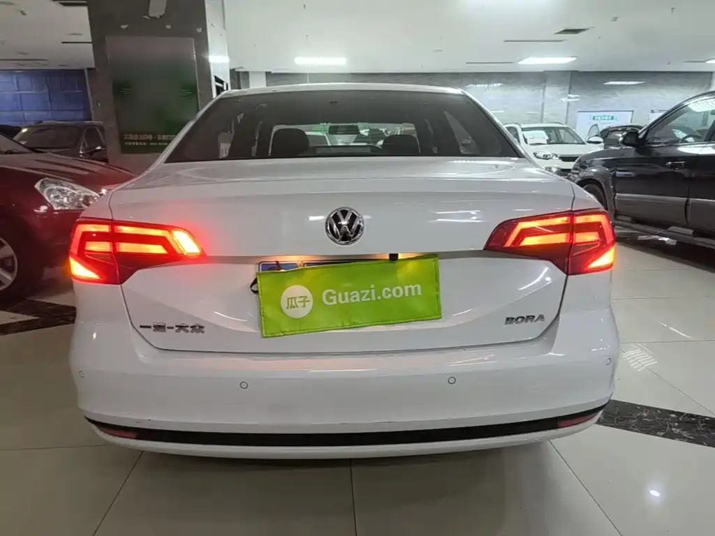 Volkswagen Bora — миниатюра 6