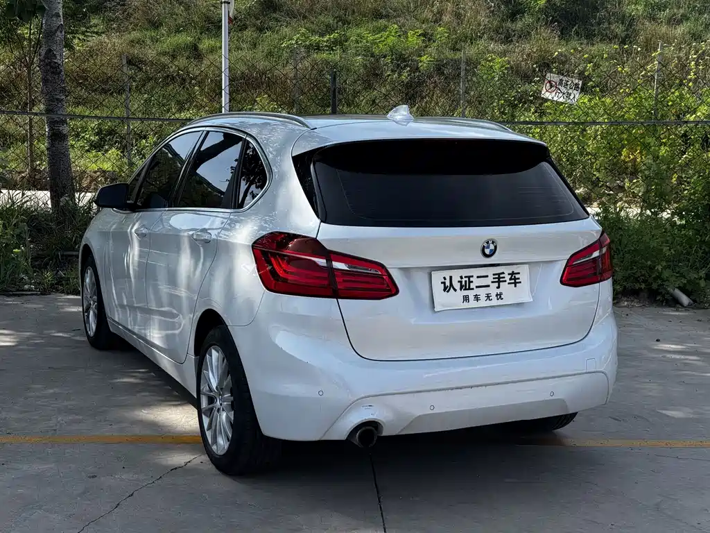 BMW 2 Series Active Tourer 218i Fashion Type, фото 3