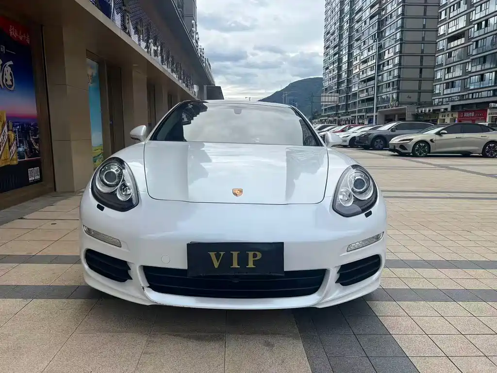 Porsche Panamera — миниатюра 3