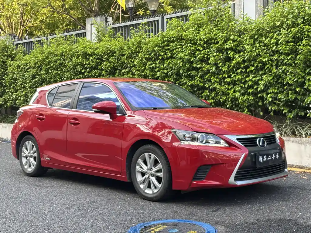 Lexus CT — миниатюра 3