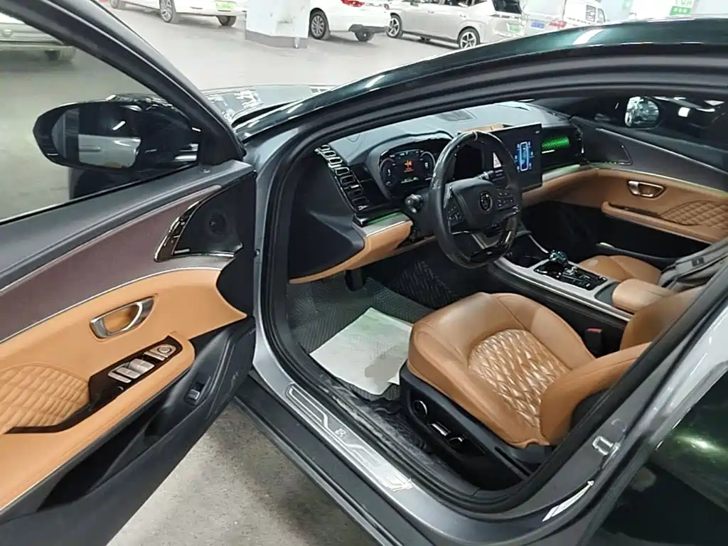 BYD Han — миниатюра 16