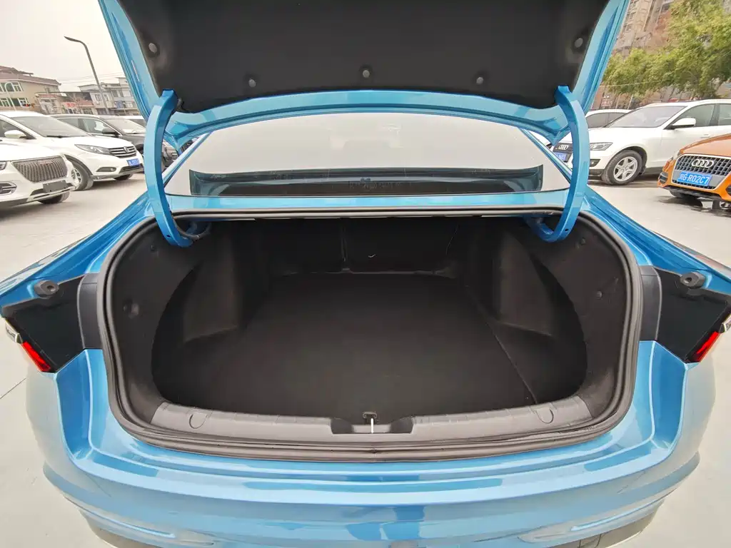 GEELY AUTOMOBILE XINGRUI