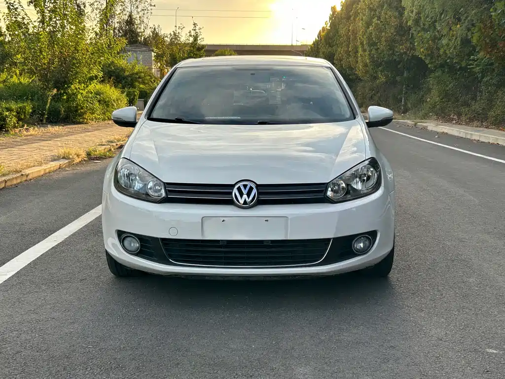 Volkswagen Golf — миниатюра 2