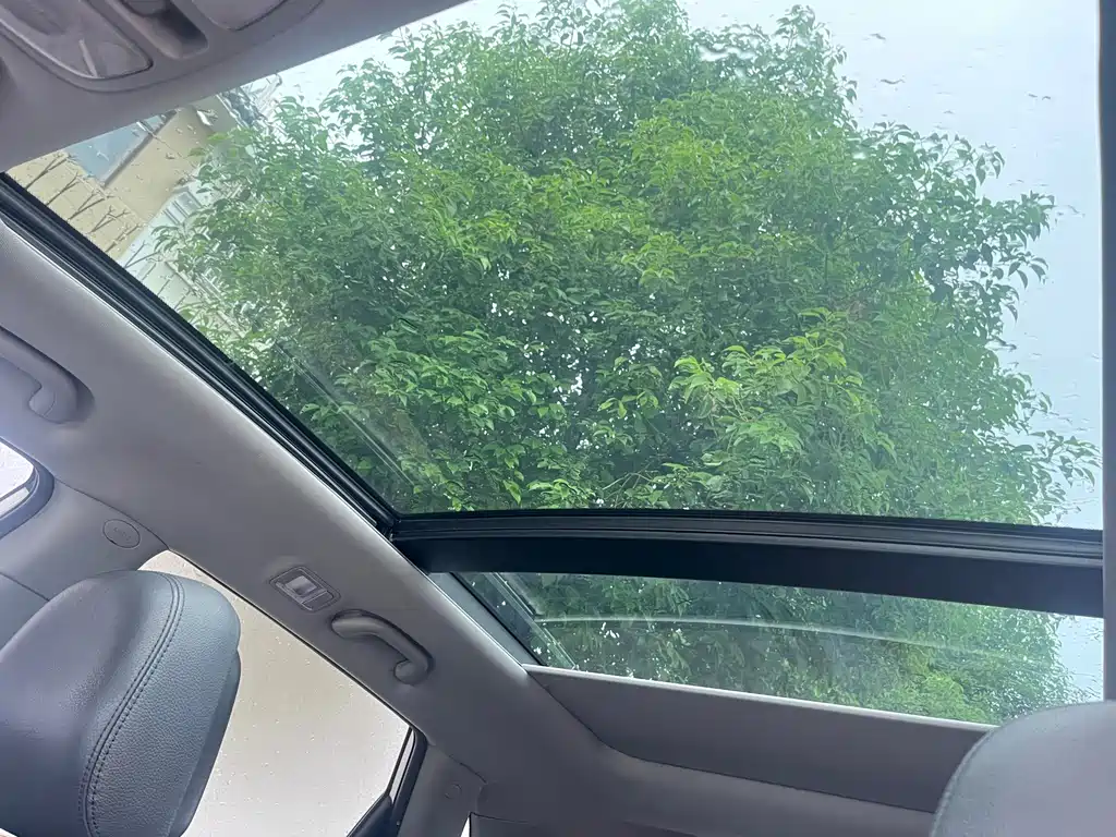 Kia Sorento — миниатюра 6