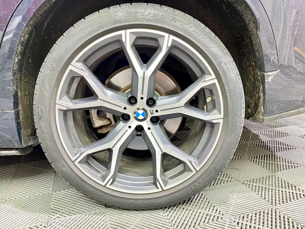 BMW X5 — миниатюра 16