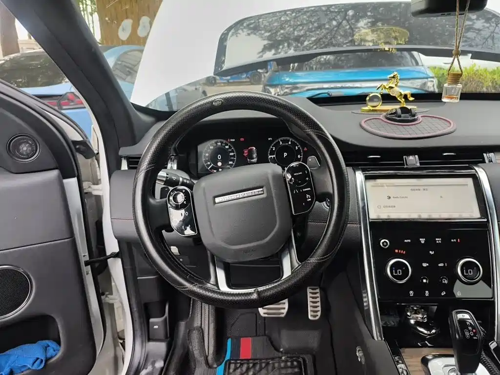 Land Rover Discovery Sport — миниатюра 3