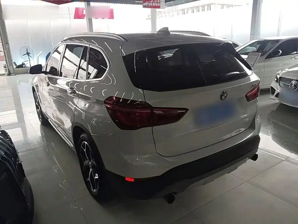 BMW X1 — миниатюра 5