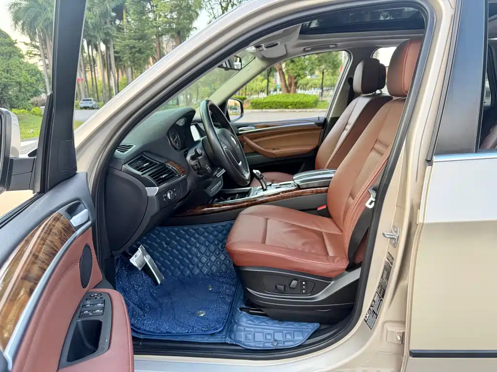 BMW X5 (Import) — миниатюра 16