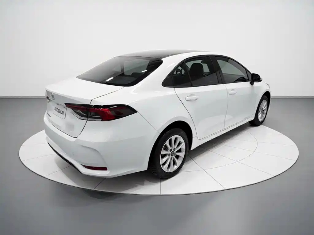 Toyota Corolla — миниатюра 4