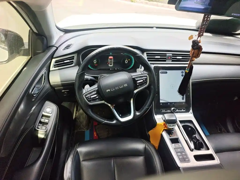 Roewe RX5 New Energy — миниатюра 6