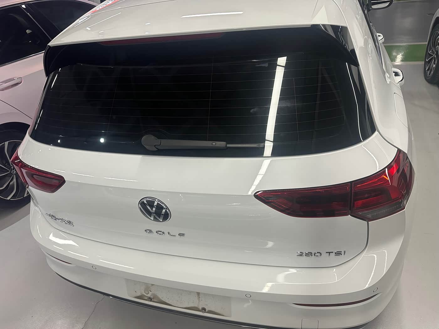 Volkswagen Golf 1.4 л 2022 г. Белый, пробег 30000 км