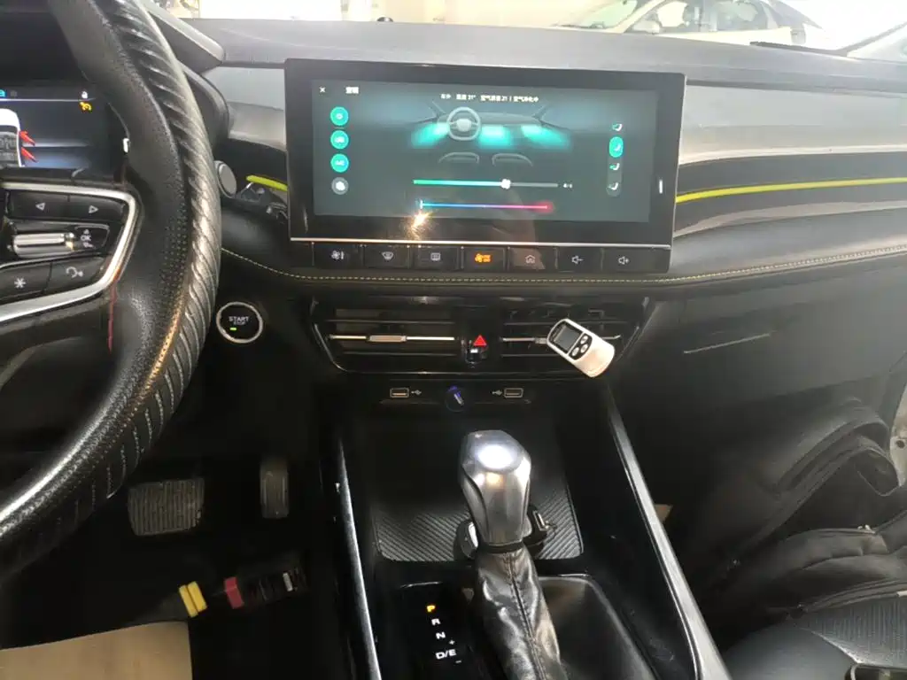 Roewe i5 — миниатюра 13