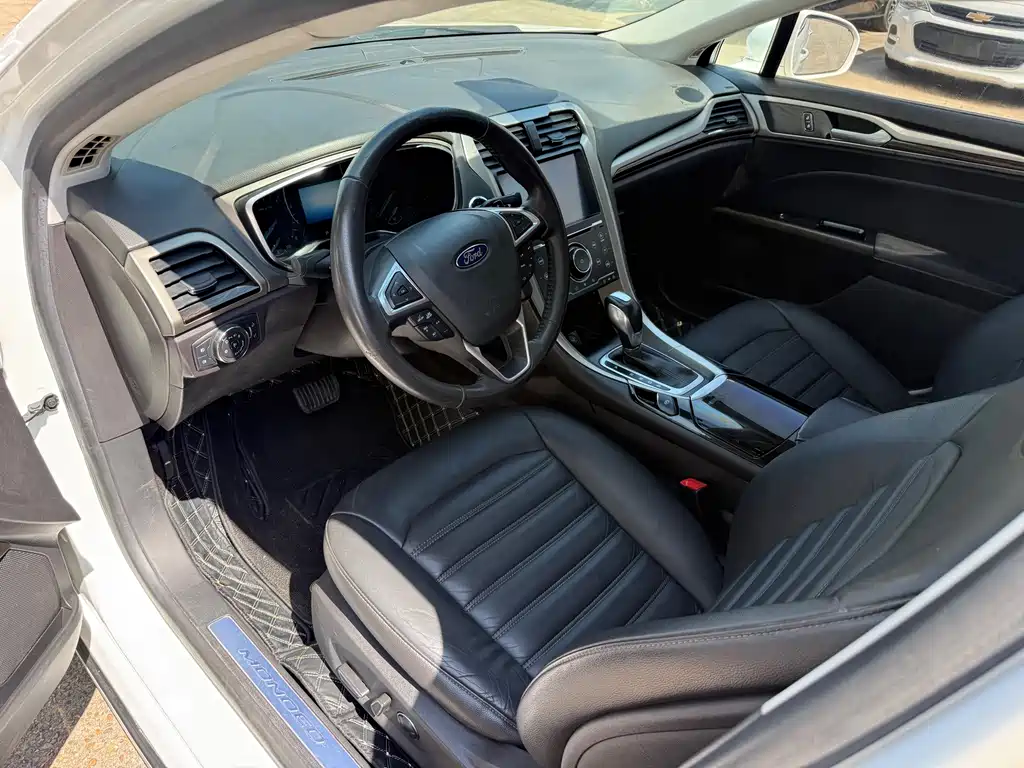 Ford Mondeo — миниатюра 2