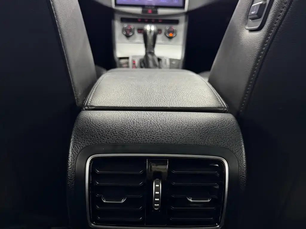 Volkswagen Magotan — миниатюра 11